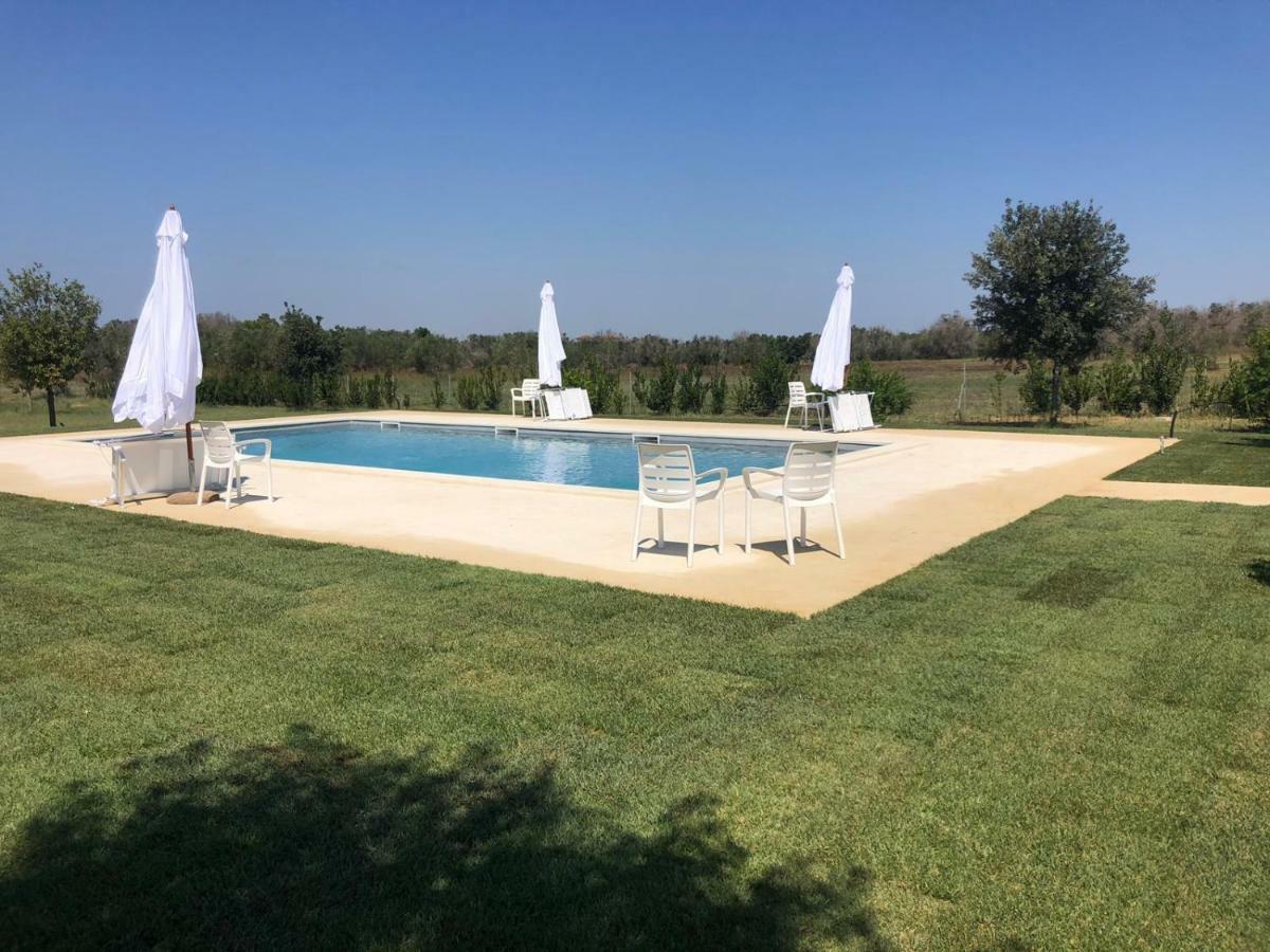 Tenuta Terraluna Cutrofiano Exterior foto